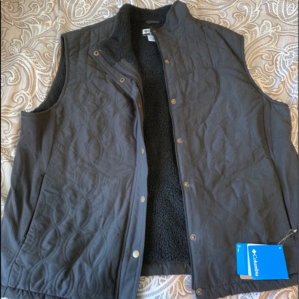 Columbia black Vest  fleece lined 2x Womens